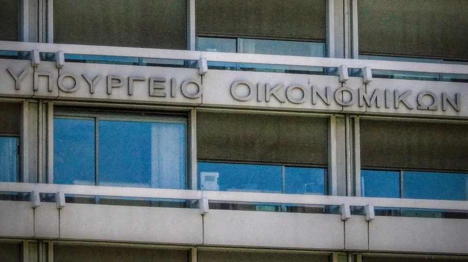 Έρχεται «φοροκαταιγίδα» 24 δισ. για να βγουν πλεόνασμα και μποναμάς